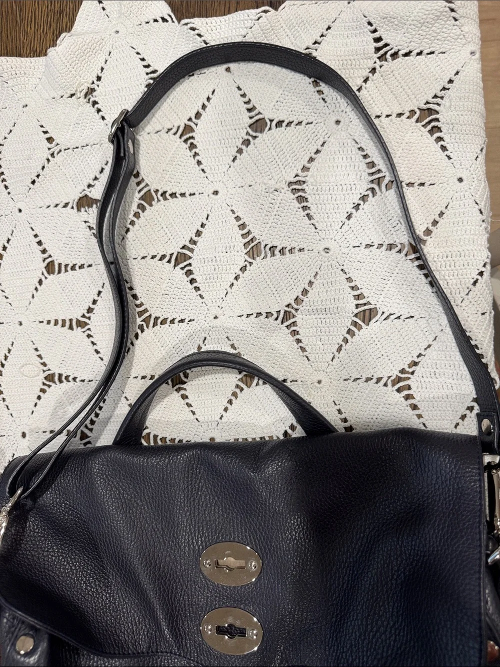 Zanellato Navy Studded Hammered Leather Crossbody Bag EUC